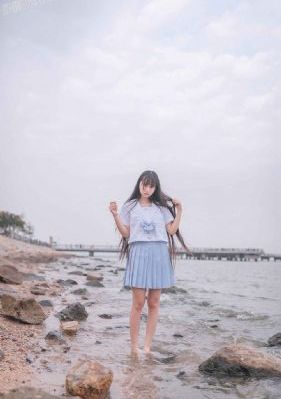 《被丈夫的下属推来推去的妻子》