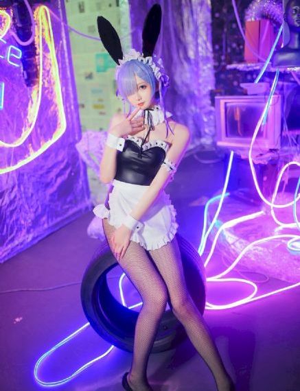 不系红扣的女孩完整版
