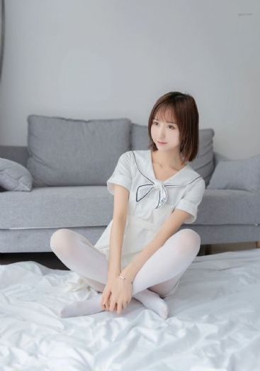 书房双乳晃动干柴烈火视频
