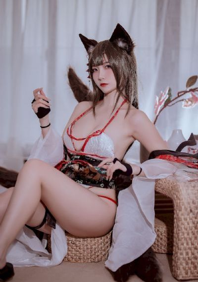 乱世佳人吃奶未删除版