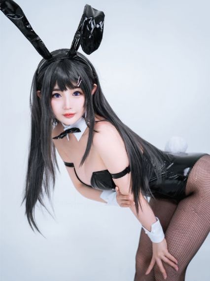 川上奈奈美夫の上司に犯