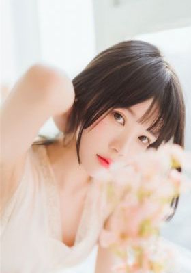 向她逆光而来 电视剧